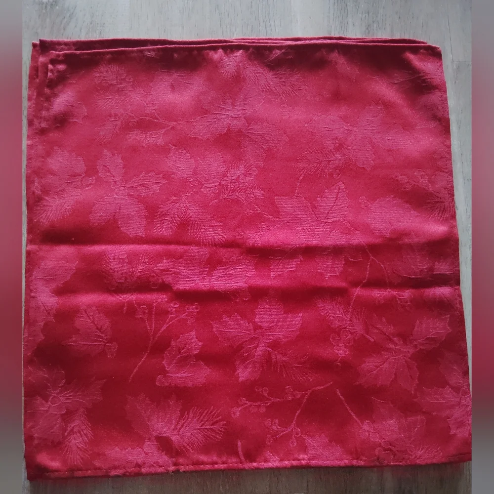 Lot of 6 Spode Romanian Burgundy Table Napkins Leaves Engraved Design